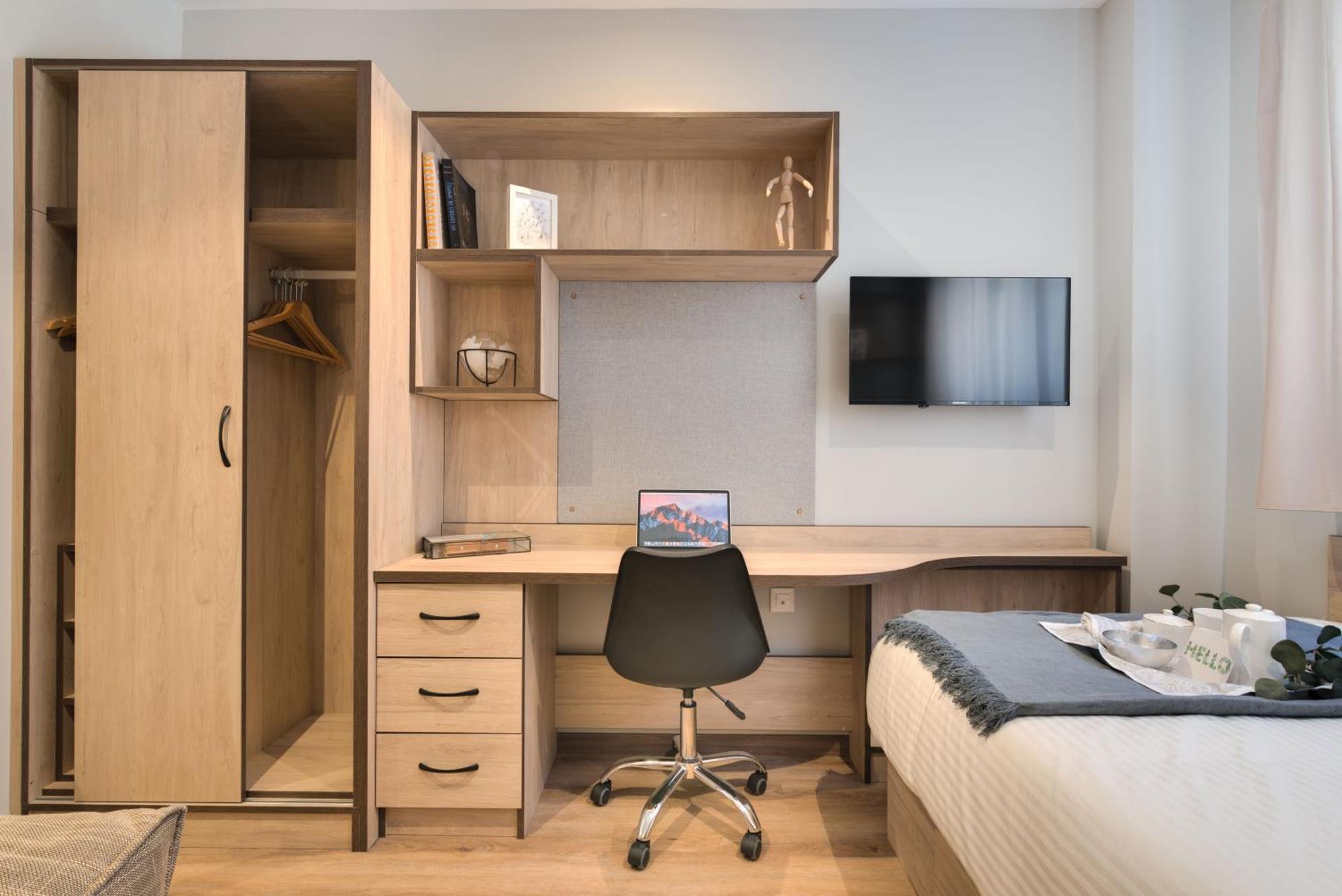 Livensa Living Pamplona Albergue Juvenil Eksteriør bilde